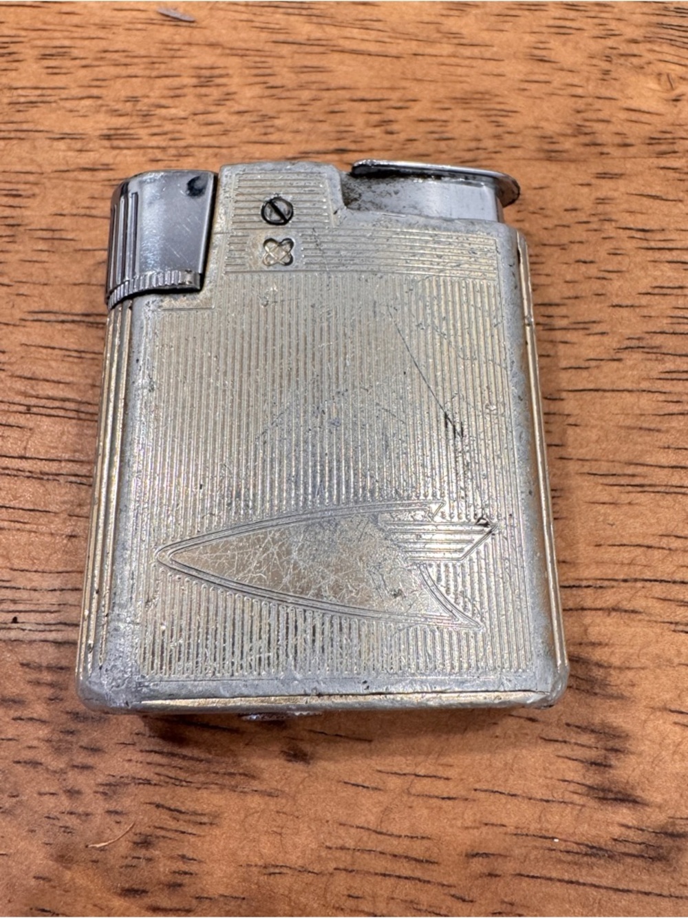 Vintage Ronson Varaflame Pocket Lighter Silver Metal Art Deco Atomic
